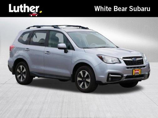 Ice Silver Metallic 2017 Subaru Forester 2.5i Limited
