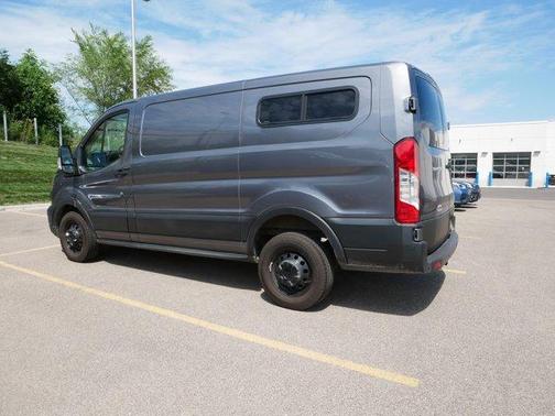 2022 Ford Transit-250 T250 LOW 9070