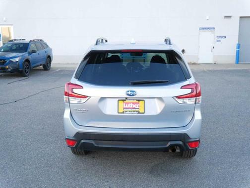 2023 Subaru Forester 2.5i Premium