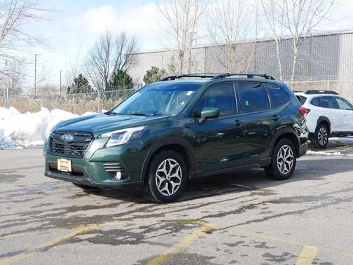 2022 Subaru Forester Premium