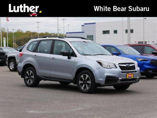 Ice Silver Metallic 2018 Subaru Forester 2.5i