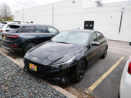 Onyx Black 2023 Hyundai ELANTRA SEL
