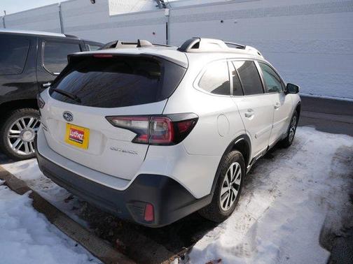 2022 Subaru Outback Premium