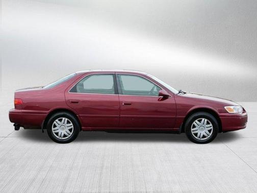 2000 Toyota Camry LE