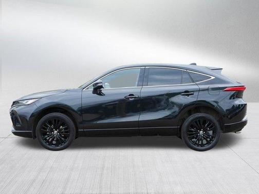 2024 Toyota Venza LE