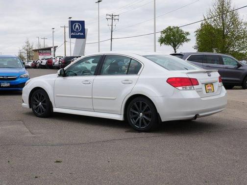 Satin White Pearl 2013 Subaru Legacy 2.5i Sport