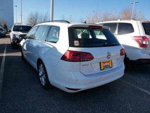2015 Volkswagen Golf SportWagen TSI SE