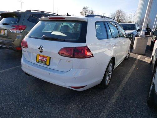 2015 Volkswagen Golf SportWagen TSI SE