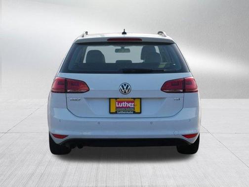 2015 Volkswagen Golf SportWagen TSI SE