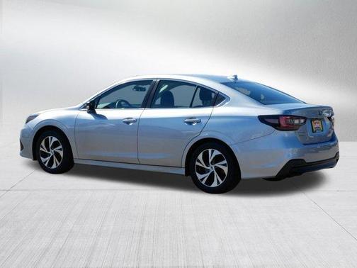 2022 Subaru Legacy 