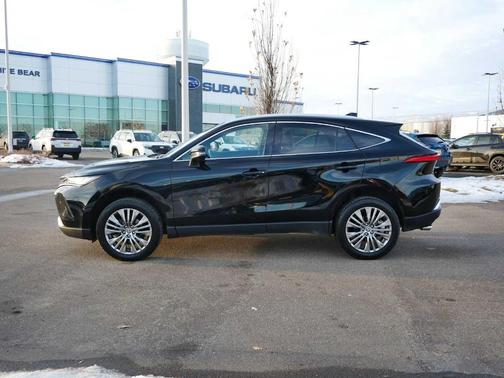 2024 Toyota Venza XLE