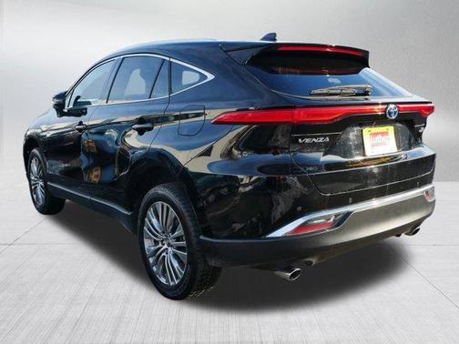 2024 Toyota Venza XLE