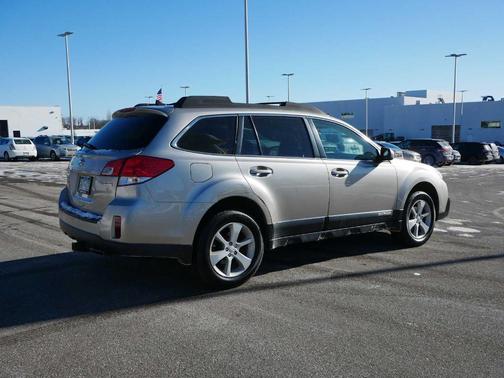 2014 Subaru Outback 2.5i Premium