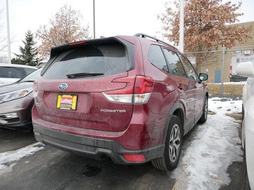 2023 Subaru Forester Premium