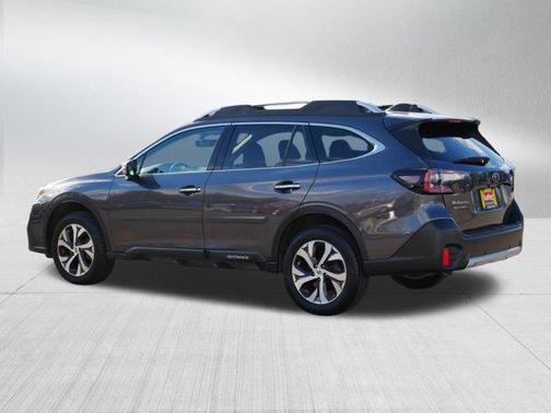 2022 Subaru Outback Touring XT