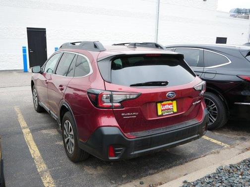 Crimson Red Pearl 2022 Subaru Outback Premium