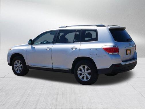 2011 Toyota Highlander Base