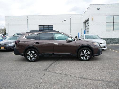 Cinnamon Brown Pearl 2021 Subaru Outback Touring