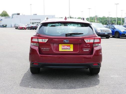 2017 Subaru Impreza 2.0i Premium