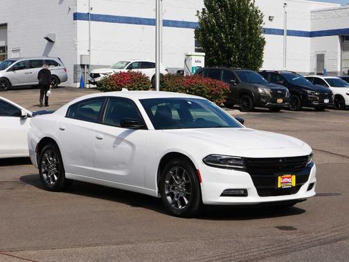 2017 Dodge Charger SXT