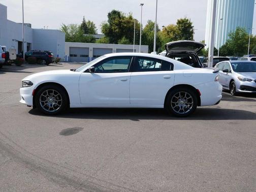 2017 Dodge Charger SXT