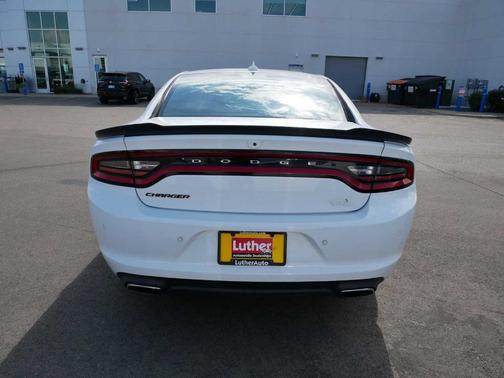 2017 Dodge Charger SXT