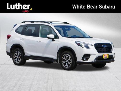 Crystal White Pearl 2024 Subaru Forester Premium