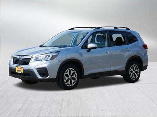 Ice Silver Metallic 2020 Subaru Forester Premium