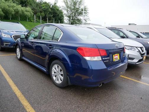 2011 Subaru Legacy 2.5i Premium