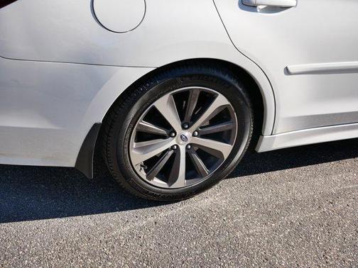 2015 Subaru Legacy 2.5i Limited