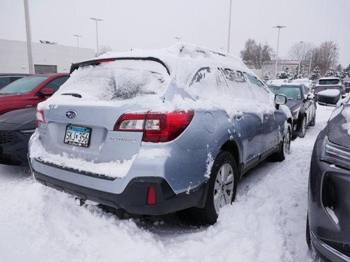 2018 Subaru Outback 2.5i Premium
