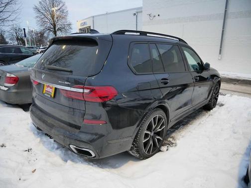 2019 BMW X7 xDrive50i