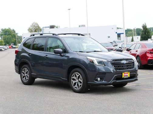 2022 Subaru Forester Premium