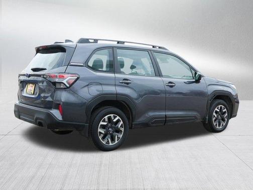 2025 Subaru Forester Base