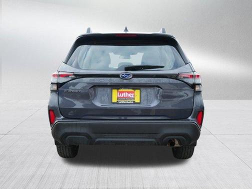 2025 Subaru Forester Base