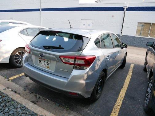 2019 Subaru Impreza 2.0i