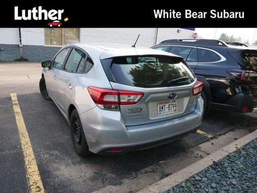 2019 Subaru Impreza 2.0i