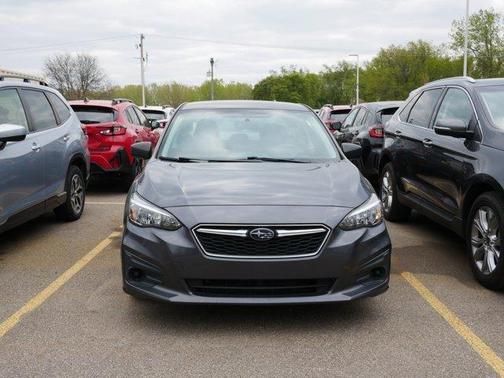Magnetite Gray Metallic 2018 Subaru Impreza 2.0i