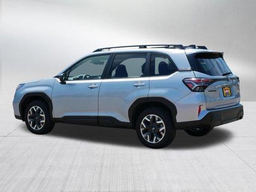 Ice Silver Metallic 2025 Subaru Forester Premium