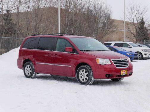 2009 Chrysler Town & Country Touring