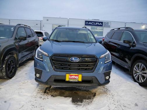 2024 Subaru Forester Premium