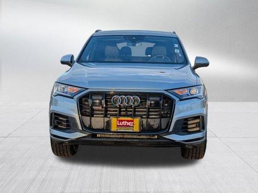 2023 Audi Q7 55 Premium Plus