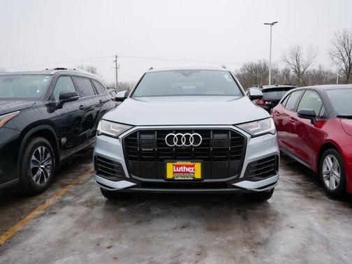2023 Audi Q7 55 Premium Plus