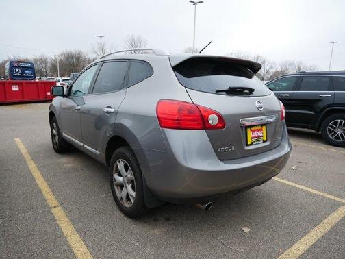 2011 Nissan Rogue SV