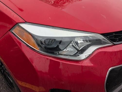 Barcelona Red Metallic 2016 Toyota Corolla S Plus