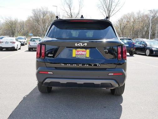 2022 Kia Sorento X-Line S