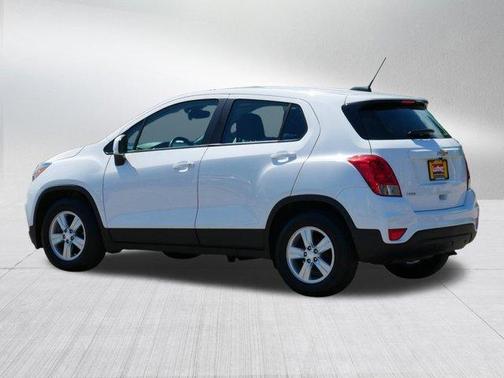 Summit White 2019 Chevrolet Trax LS