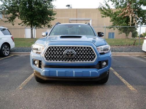 2019 Toyota Tacoma TRD Sport