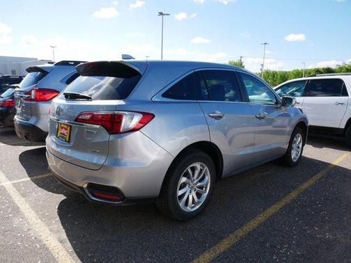 Lunar Silver Metallic 2017 Acura RDX