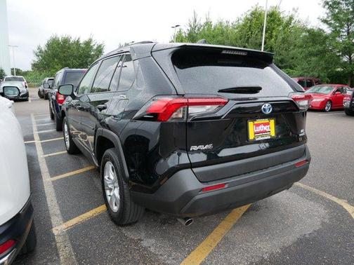 2020 Toyota RAV4 Hybrid LE